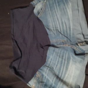 Maternity jeans shorts